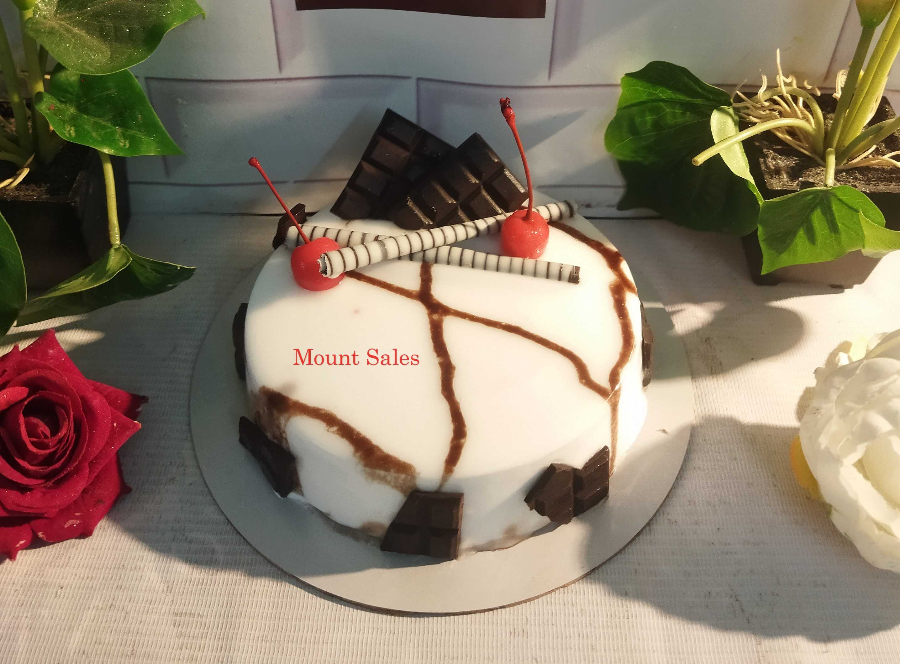 Premium RED N White Velvet Cake